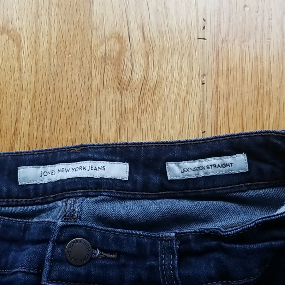 Jeans - Picture 2 of 4
